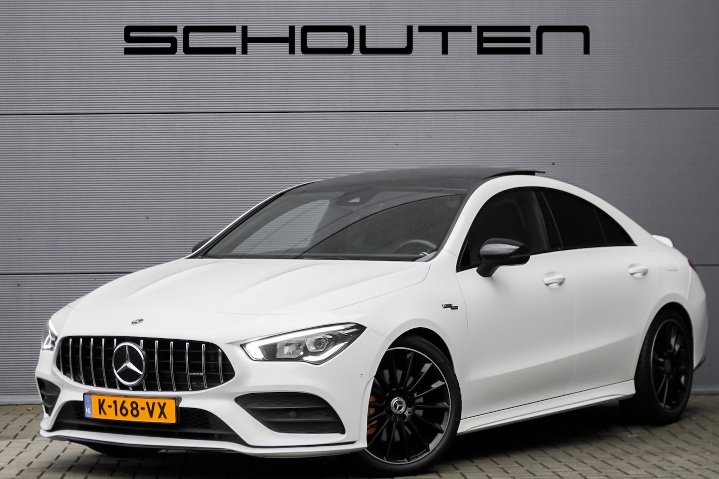 Mercedes-Benz CLA-Klasse - 200 AMG Pano Night Memory Seats Sportuitlaat - AutoWereld.nl