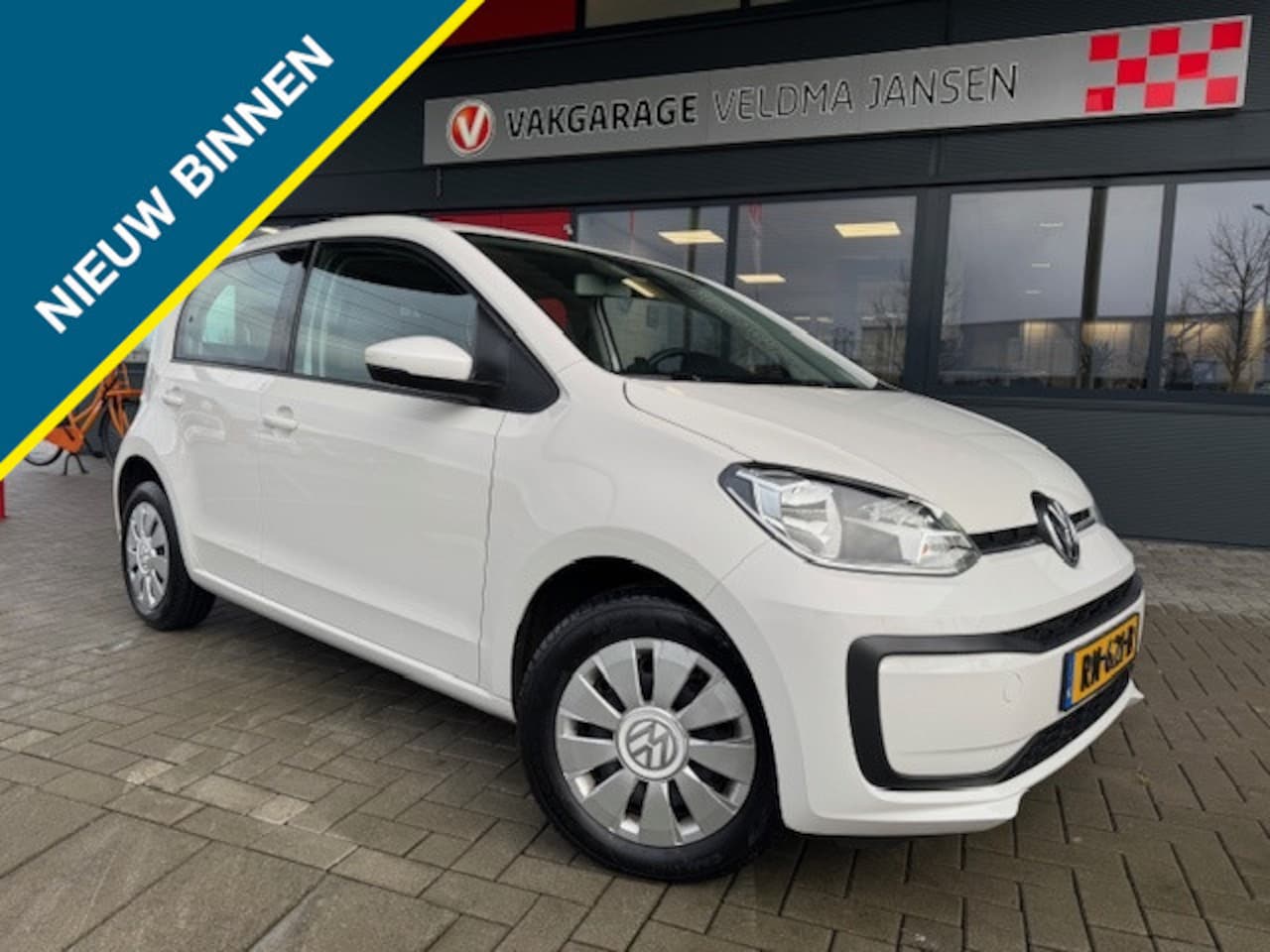 Volkswagen Up! - 1.0 BLUEMOTION MOVE UP! + AIRCO 43.400 KM! - AutoWereld.nl