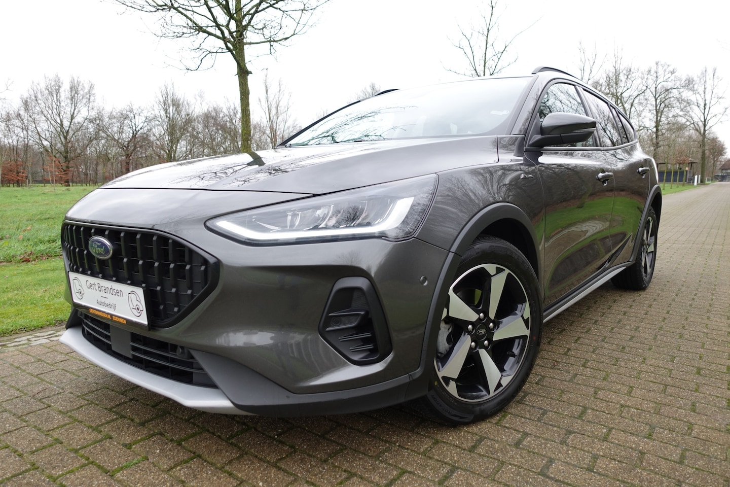 Ford Focus Wagon - 1.0 EcoBoost Hybrid Active Style X Stoelverwarming, Stuurverwarming, Vooruit verwarmd, Led - AutoWereld.nl