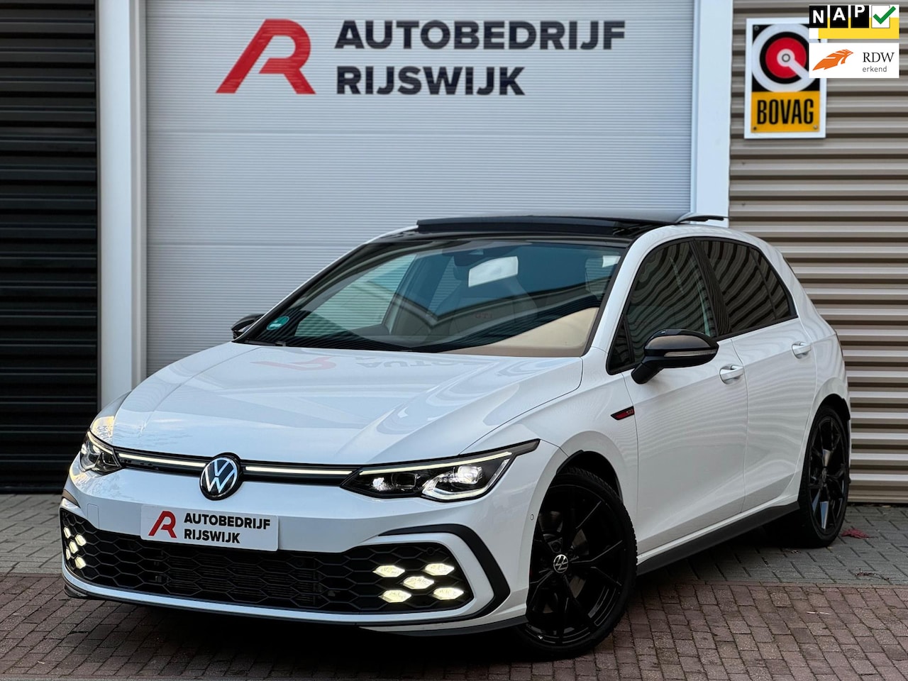 Volkswagen Golf - 2.0 TSI GTI HUD/Leer/Camera/Acc - AutoWereld.nl