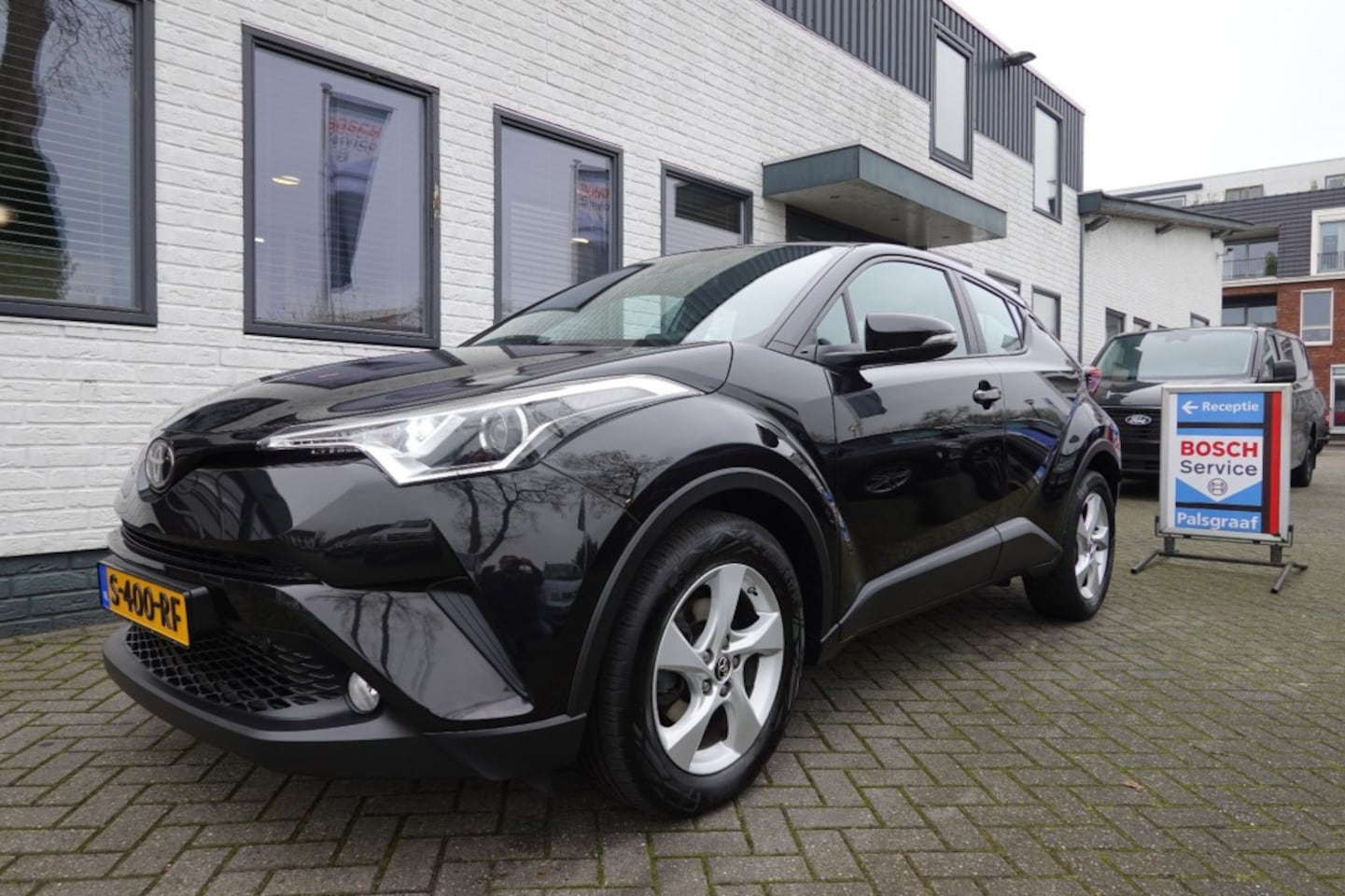 Toyota C-HR - 1.2 DYNAMIC Clima Camera Carplay - AutoWereld.nl