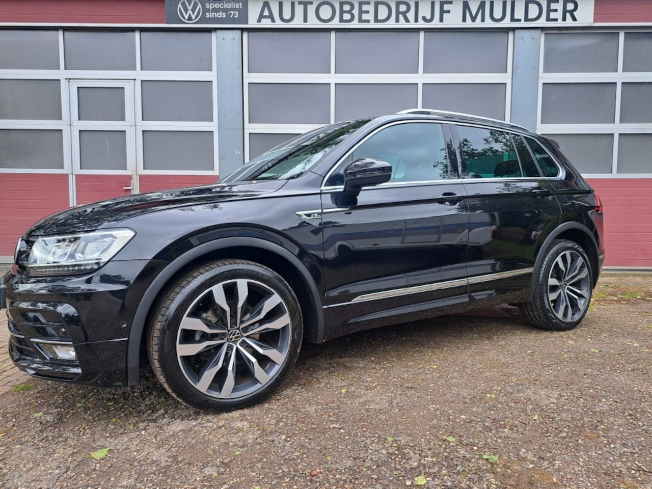 Volkswagen Tiguan - 1.5 TSI ACT 150 Pk R-Line (3x) Highline Business Dsg Virtual - AutoWereld.nl