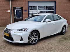 Lexus IS - 300h Hybrid Business Line Aut. NL-auto Navi Camera