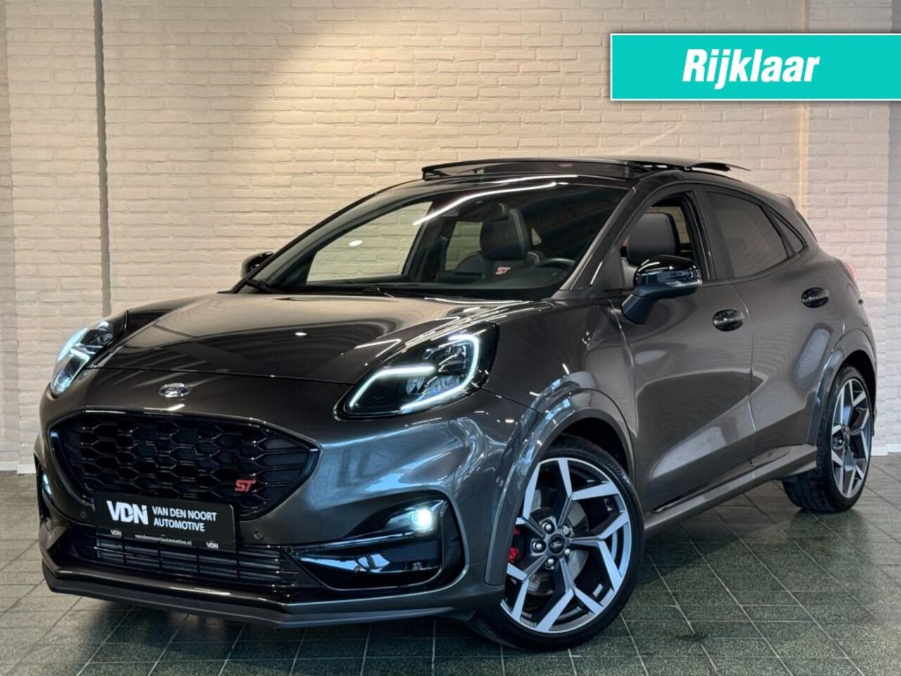 Ford Puma - 1.5 EcoBoost ST-X 200pk Performance Pano Trekhaak Recaro Camera - AutoWereld.nl