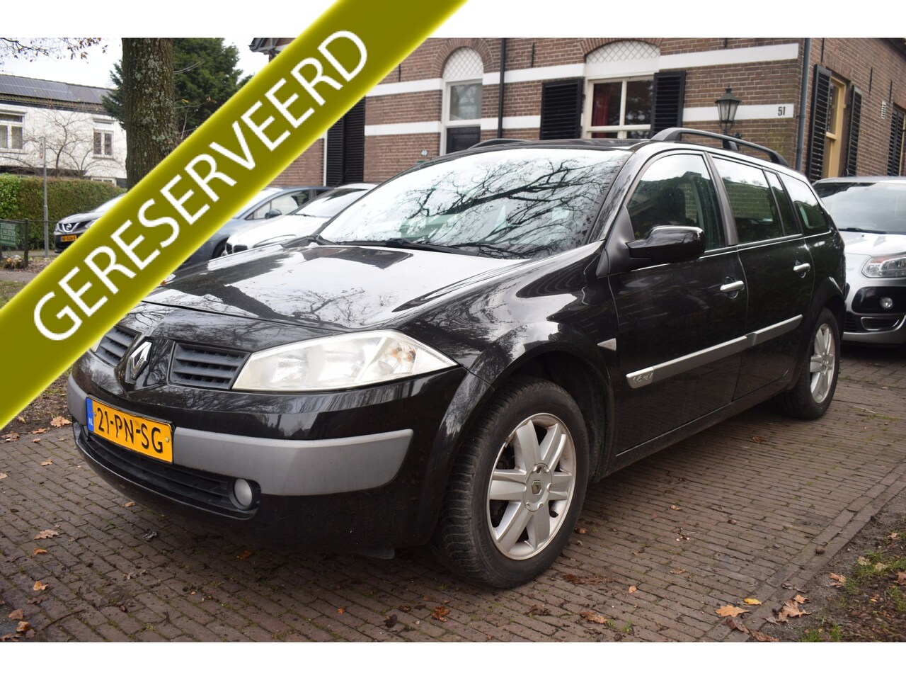 Renault Mégane Grand Tour - 1.6-16V Dynamique Luxe Navi/PDC - AutoWereld.nl