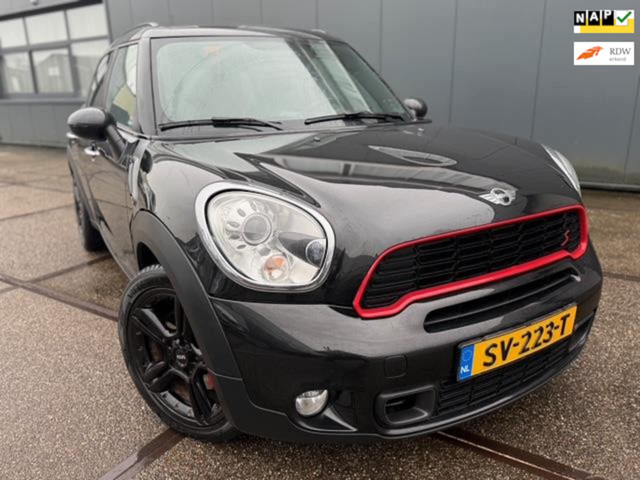 MINI Countryman - Mini 1.6 Cooper S ALL4 Pepper |PANO|AMBILIGHT|APK| - AutoWereld.nl