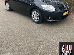 Toyota Auris - 2.0 D-4D Sol Business