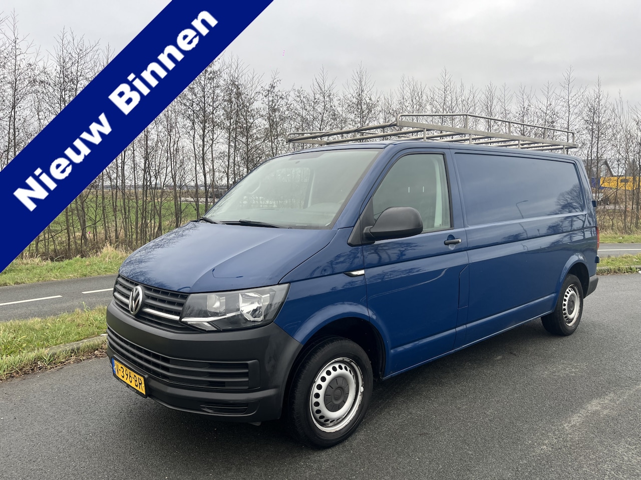 Volkswagen Transporter - 2.0 TDI L2H1 Trekhaak Imperial - AutoWereld.nl