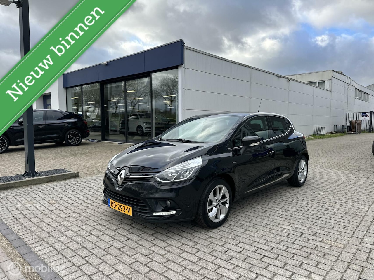 Renault Clio - 0.9 TCe Limited Airco Navi Led PDC Cruise NAP ! - AutoWereld.nl