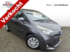 Toyota Verso S - 1.3 VVT-i Aspiration Leder / Pano / Trekhaak