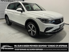 Volkswagen Tiguan - 1.5 TSI Active Dealer onderh - 2JR Garan. - Camera