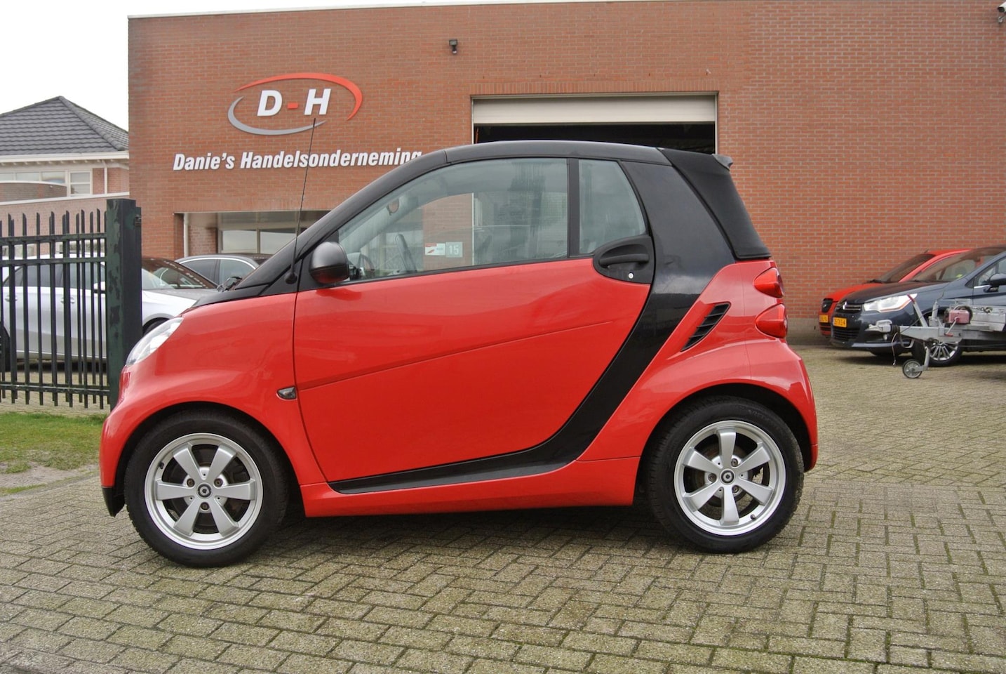 Smart Fortwo cabrio - 1.0 mhd Pure automaat inruil mogelijk nap - AutoWereld.nl