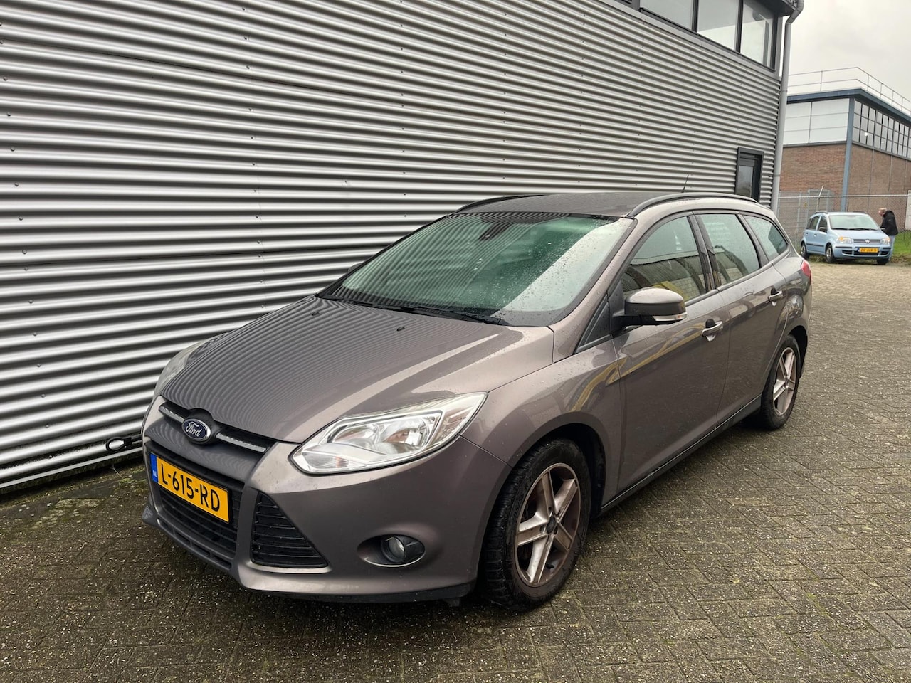 Ford Focus Wagon - 1.0 EcoBoost Trend|Motor defect| - AutoWereld.nl