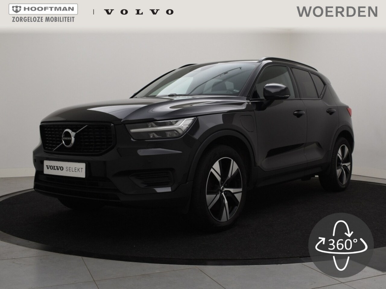 Volvo XC40 - T5 PLUG-IN HYBRID R-DESIGN NAVI CARPLAY TREKHAAK ACC CAMERA - AutoWereld.nl