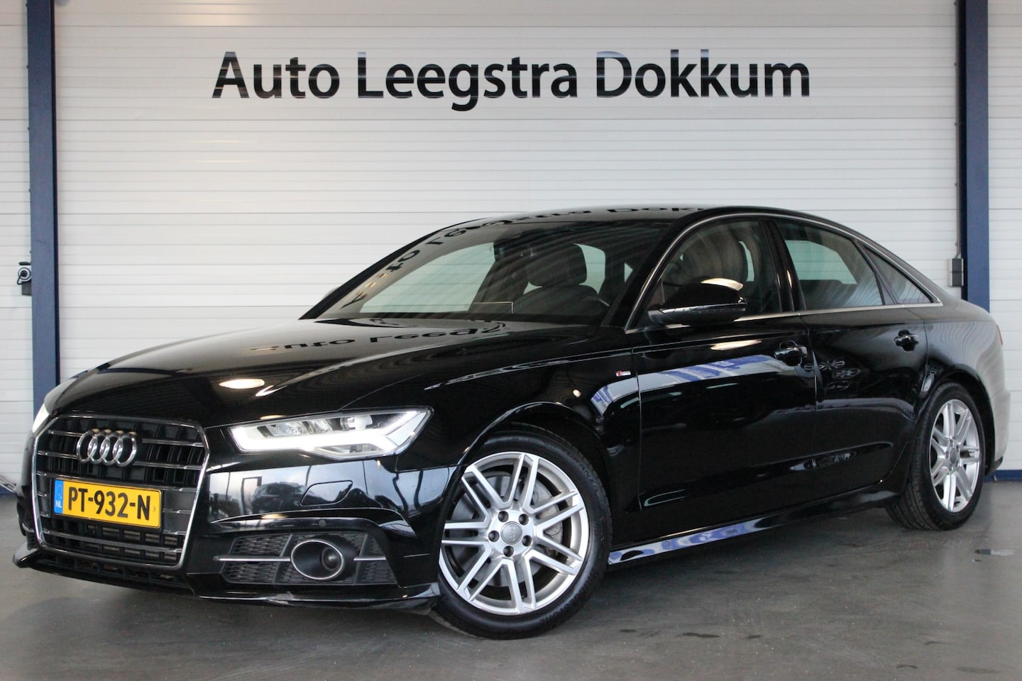 Audi A6 Limousine - 2.0 TFSI S-Line Edition 1e eigenaar | Adapt. Cruise | Trekhaak | Carplay | Camera | LED | - AutoWereld.nl