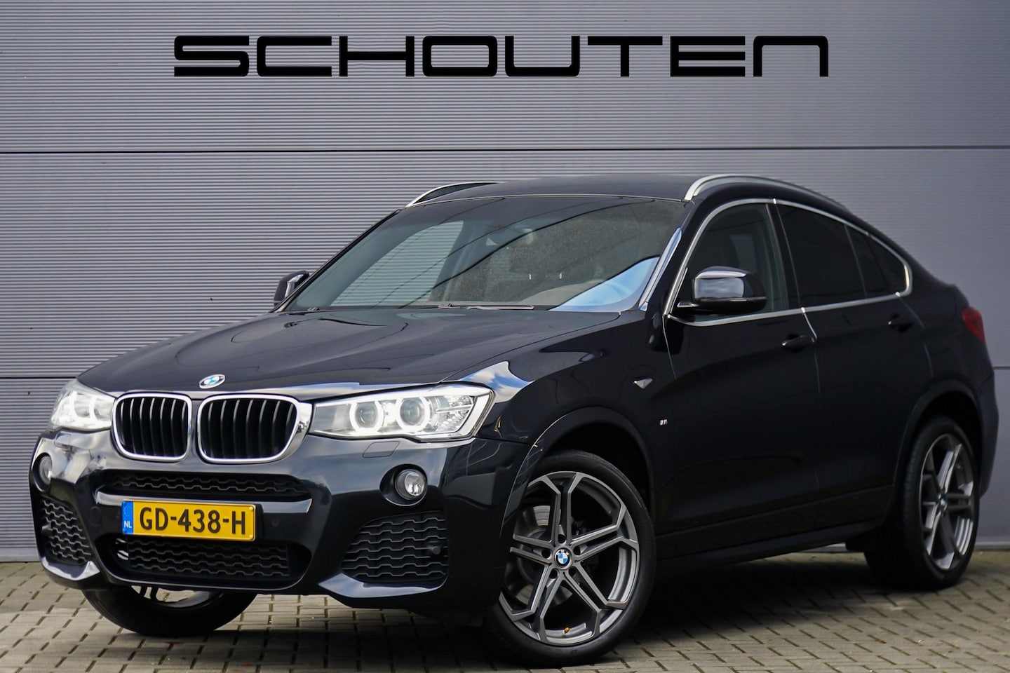 BMW X4 - xDrive20i M-Sport Navi Trekhaak 20" Ori NL - AutoWereld.nl