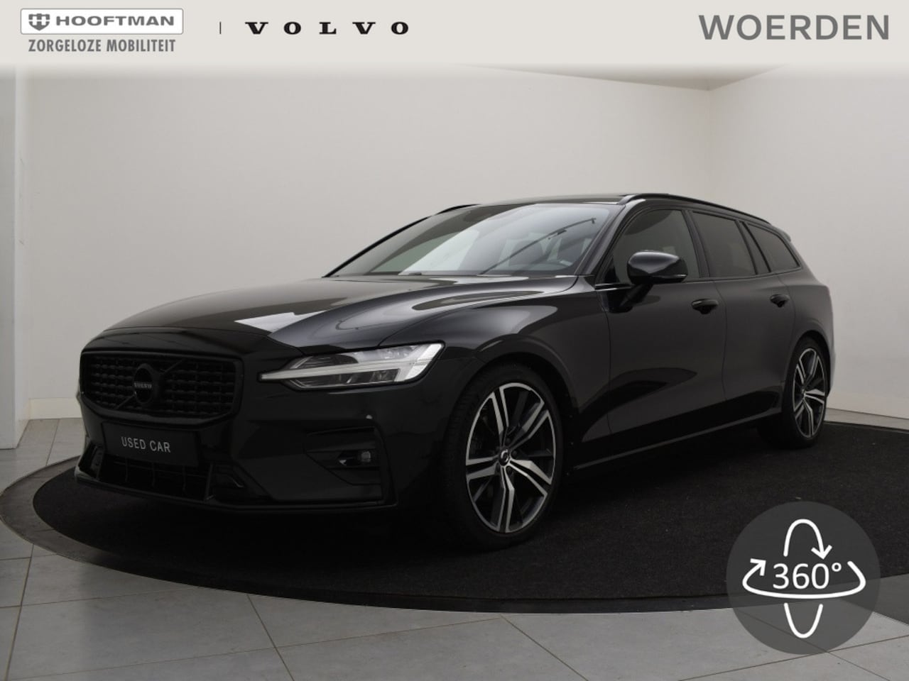 Volvo V60 - T4 AUT(8) R-DESIGN SCHUIFDAK CAMERA 19INCH KEYLESS HARMAN KARDON - AutoWereld.nl