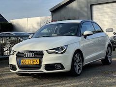 Audi A1 - 1.6 TDI S-Line Xenon