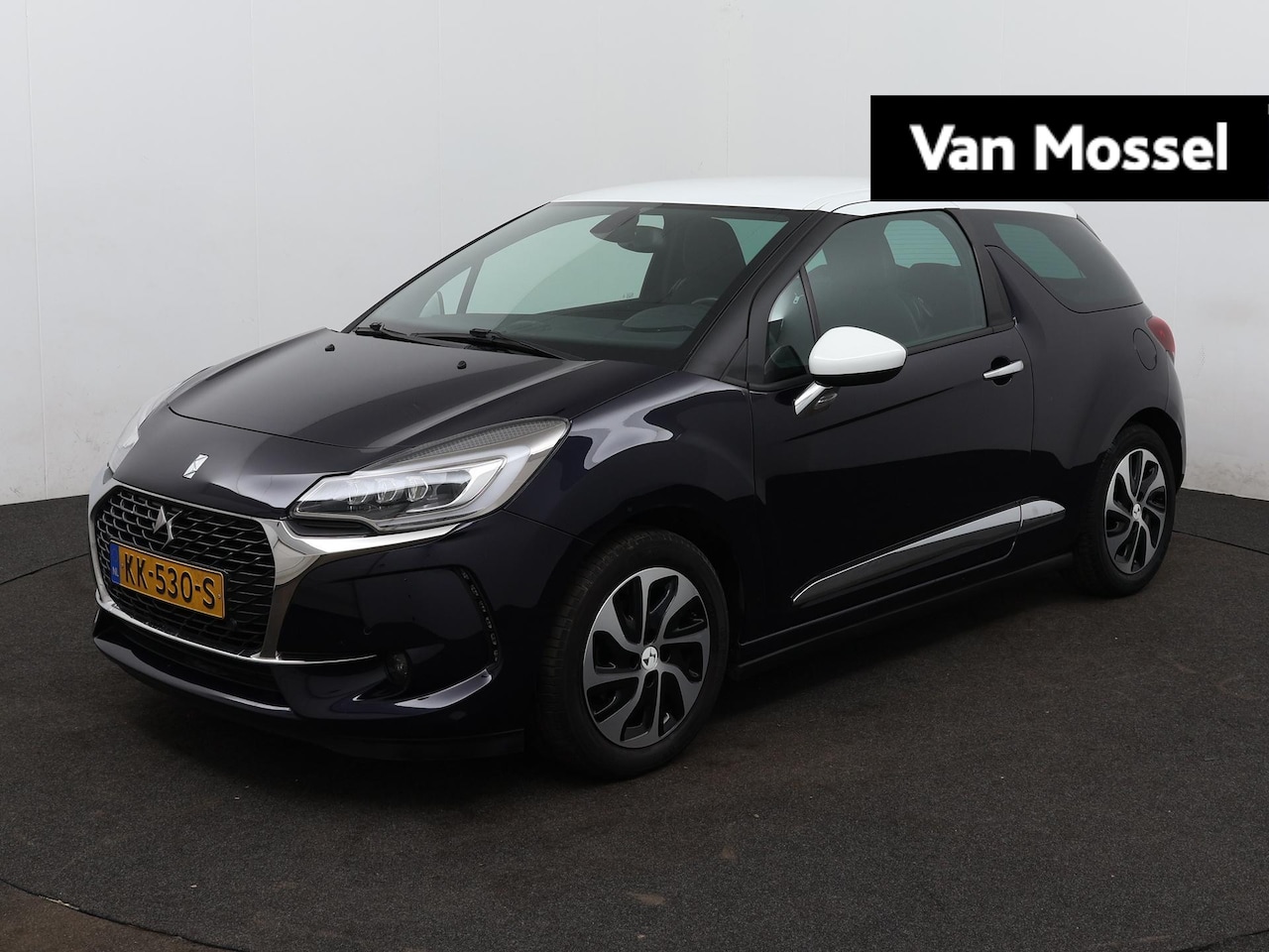 DS 3 - 1.2 PureTech So Chic | Climate control | Parkeersensoren | Lichtmetalen velgen - AutoWereld.nl