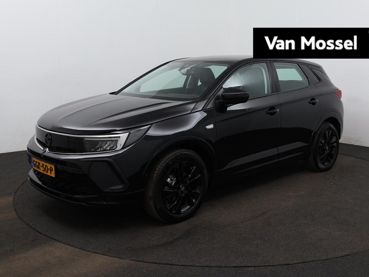 Opel Grandland - 1.2 Turbo Hybrid GS Light | Camera | Apple CarPlay | LMV | Mild Hybrid | 1566 KM | Trekhaa - AutoWereld.nl