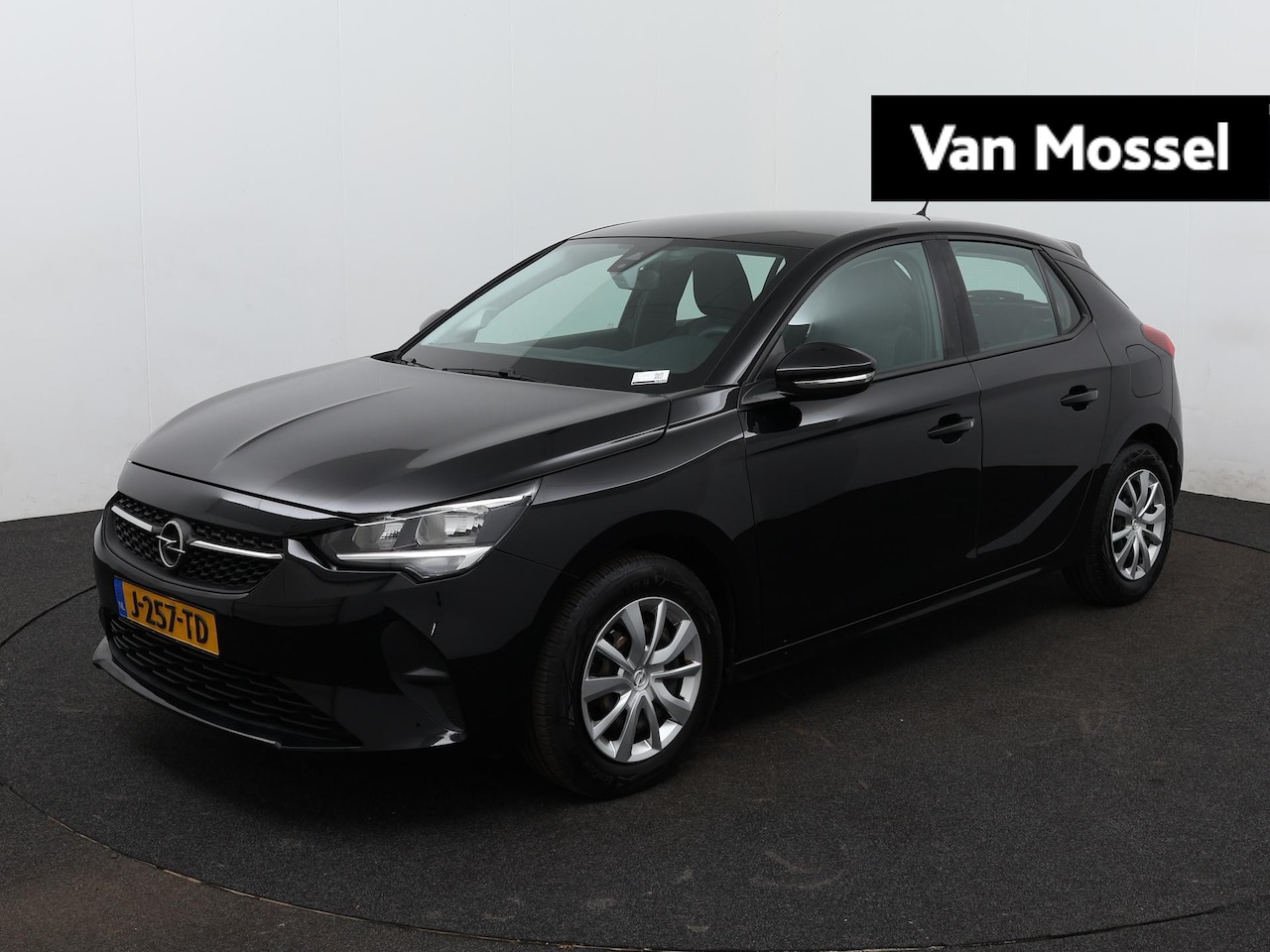 Opel Corsa - 1.2 Edition | airco | Electrische ramen | Cruise control | - AutoWereld.nl