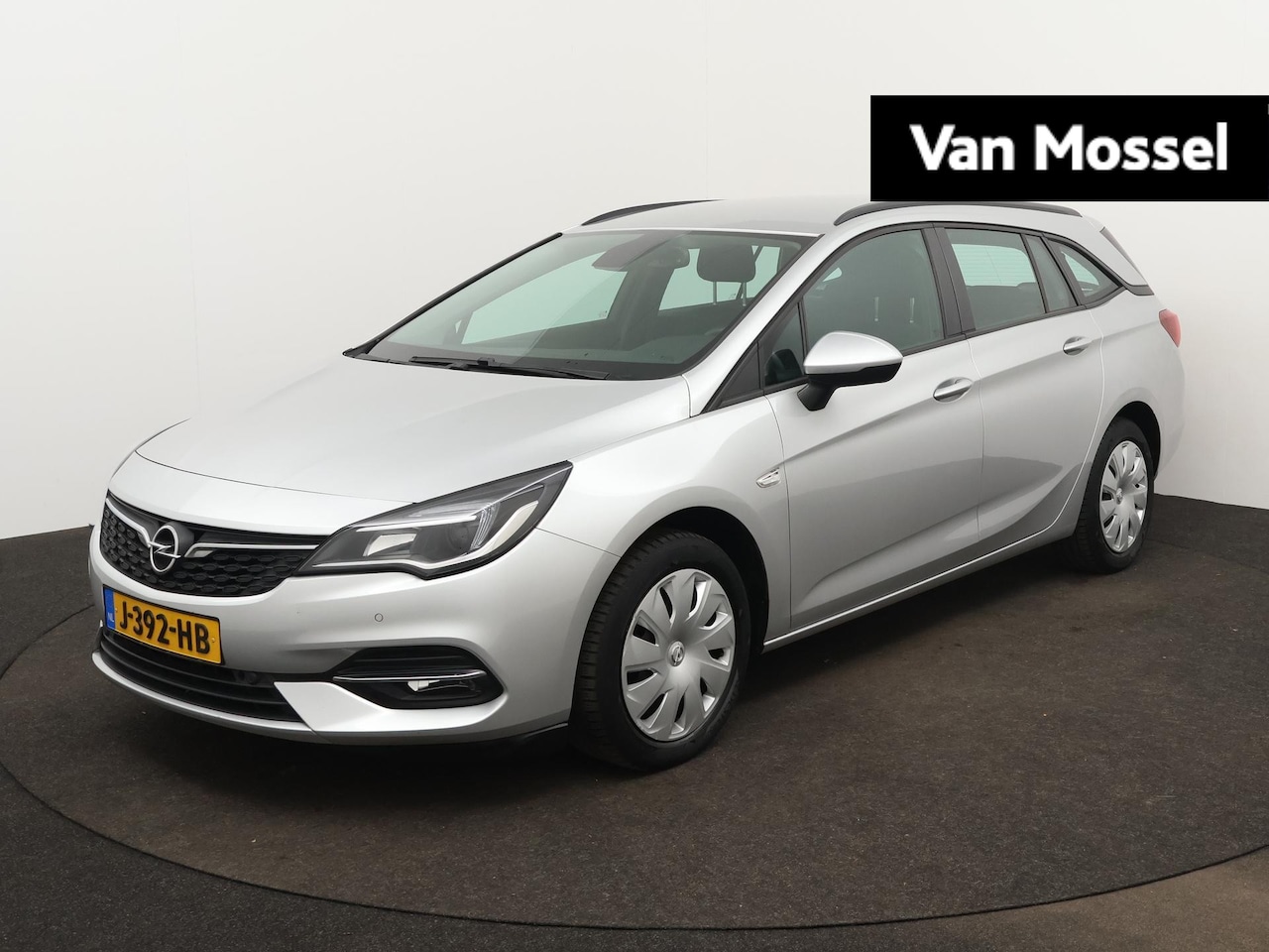 Opel Astra Sports Tourer - 1.2 Business Edition | 131pk | Camera | Parkeersensoren V+A | Navigatie | 56.000km! | - AutoWereld.nl