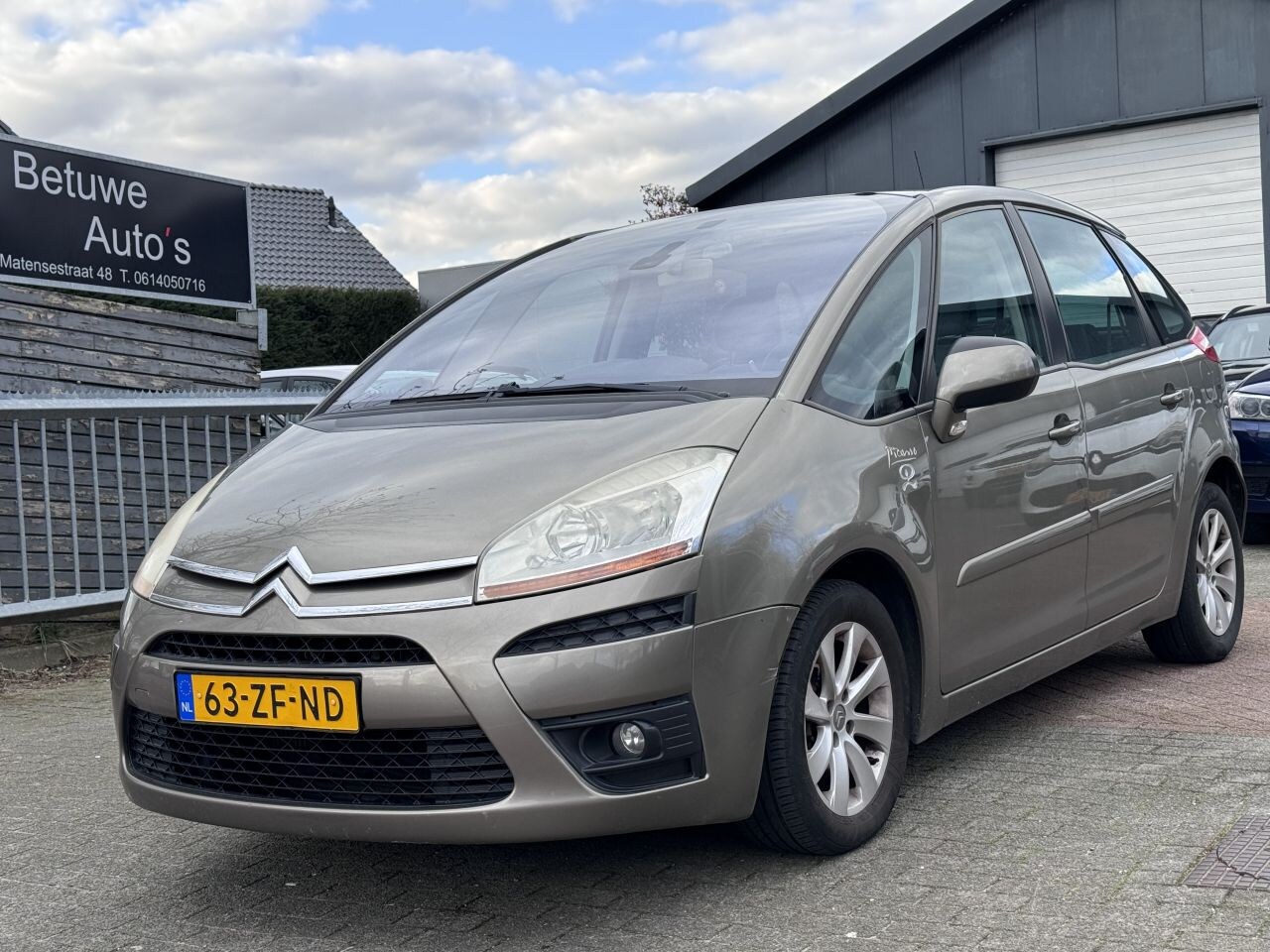 Citroën C4 Picasso - 1.6 HDI Pano - AutoWereld.nl