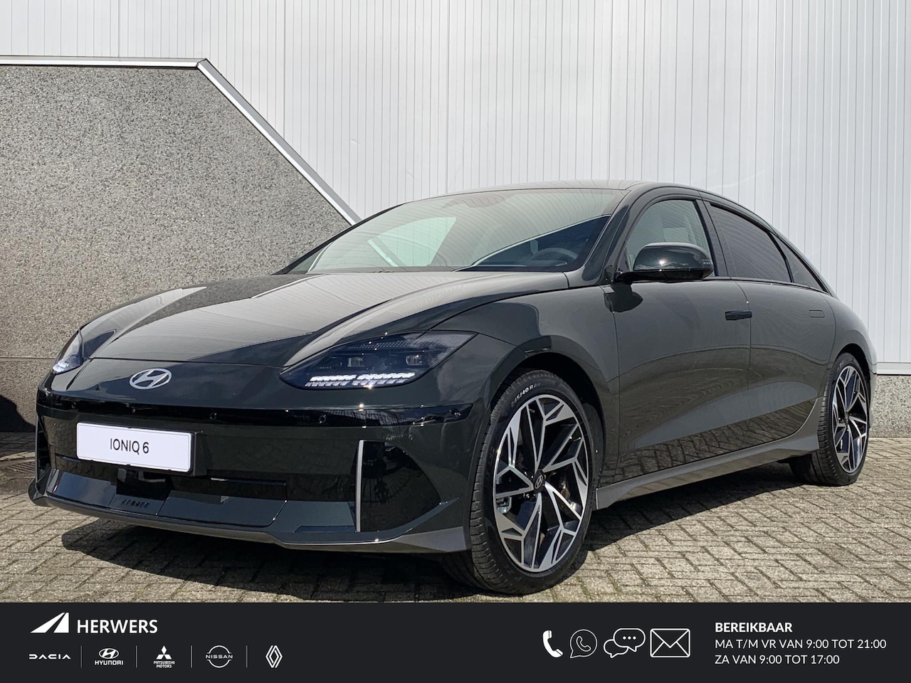 Hyundai IONIQ 6 - Lounge 77 kWh / Grijs lederen interieur / €15.855,- voordeel! / Digital Green Pearl / 20 I - AutoWereld.nl