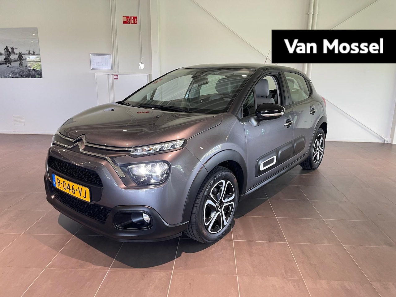 Citroën C3 - Shine Business - STOELVERWARMING - KEYLESS ENTRY - CARPLAY/ANDROID AUTO! - AutoWereld.nl