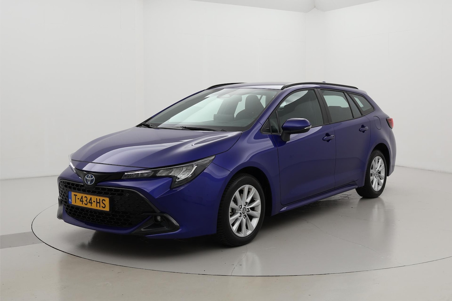 Toyota Corolla Touring Sports - Hybrid 140 Active Apple\Android - AutoWereld.nl