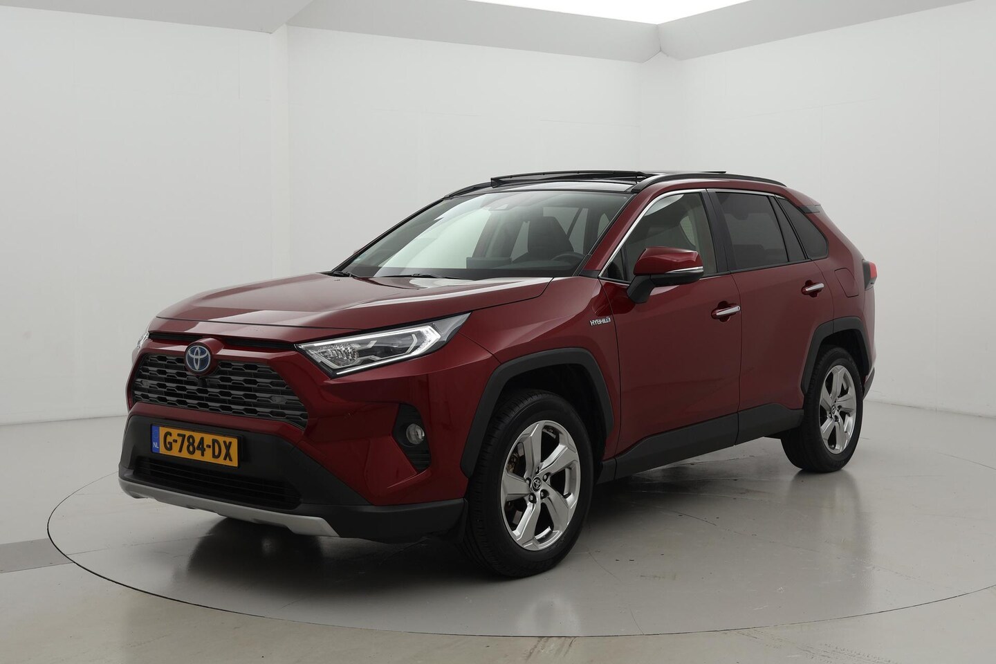 Toyota RAV4 - 2.5 Hybrid 2WD Executive Panoramadak Trekhaak JBL - AutoWereld.nl