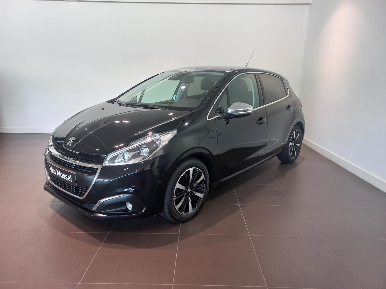 Peugeot 208 - 1.2 PureTech Tech Edition 110PK | Clima | PDC | LMV - AutoWereld.nl