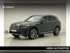 BMW X3 - xDrive30e | Trekhaak | Elek. Verst. Stoelen met Memory | Adaptief onderstel | Head-Up