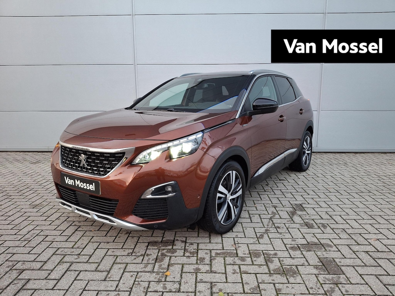 Peugeot 3008 - 1.6 e-THP GT Line | Panoramisch schuif/kanteldak | Navigatie | Camera - AutoWereld.nl