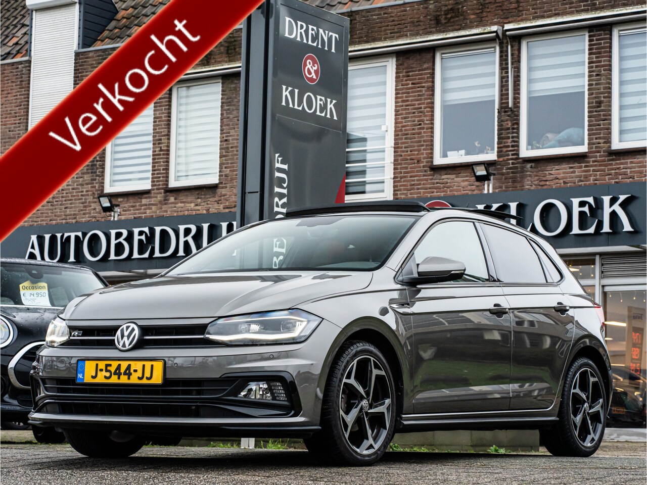 Volkswagen Polo - 1.0 TSI Highline R-Line ORG NL PANO BEATS AUDIO ADAP CRUISE 65000KM!! - AutoWereld.nl