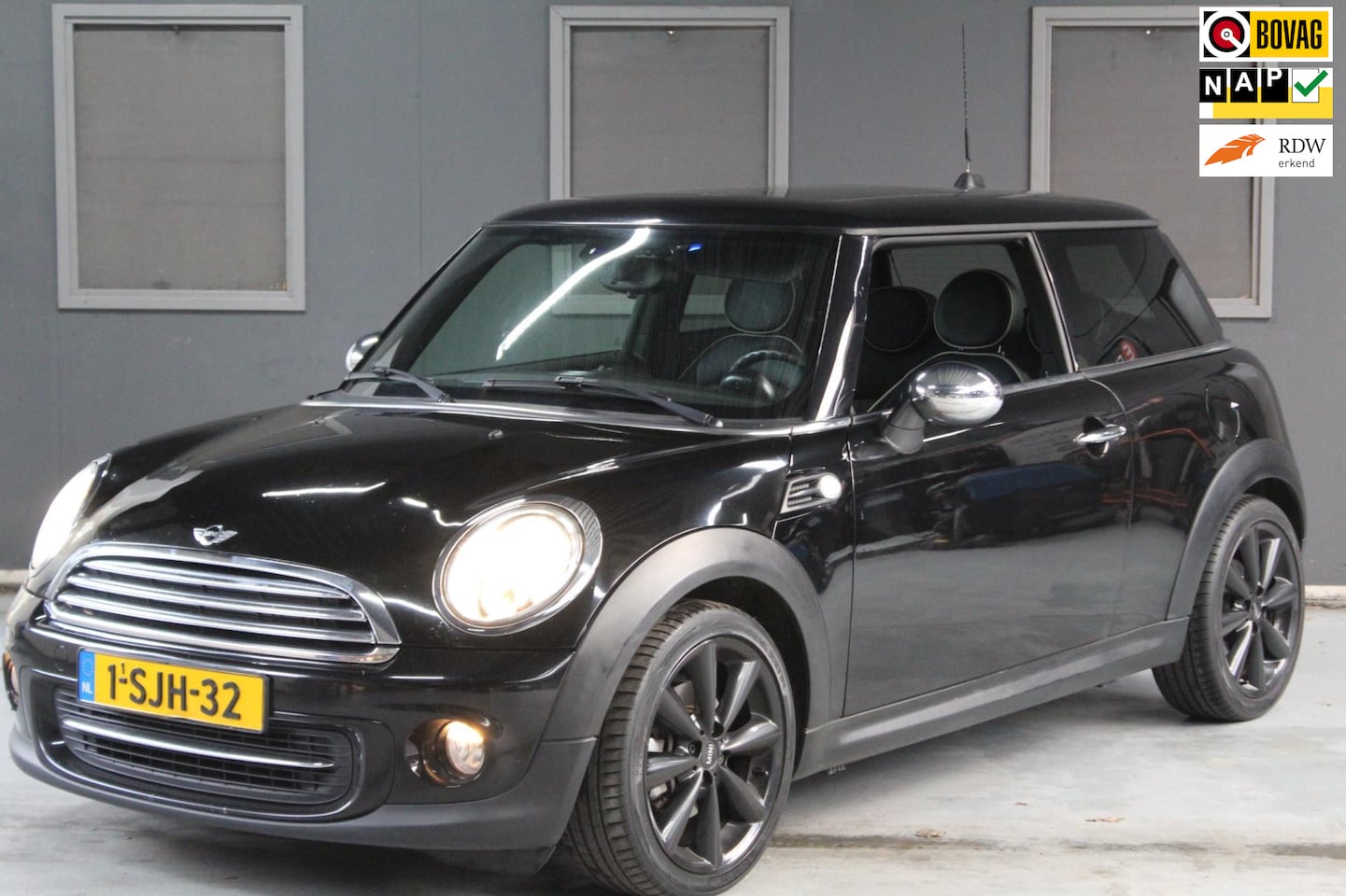 MINI Cooper - Mini 1.6 Westminster - AutoWereld.nl