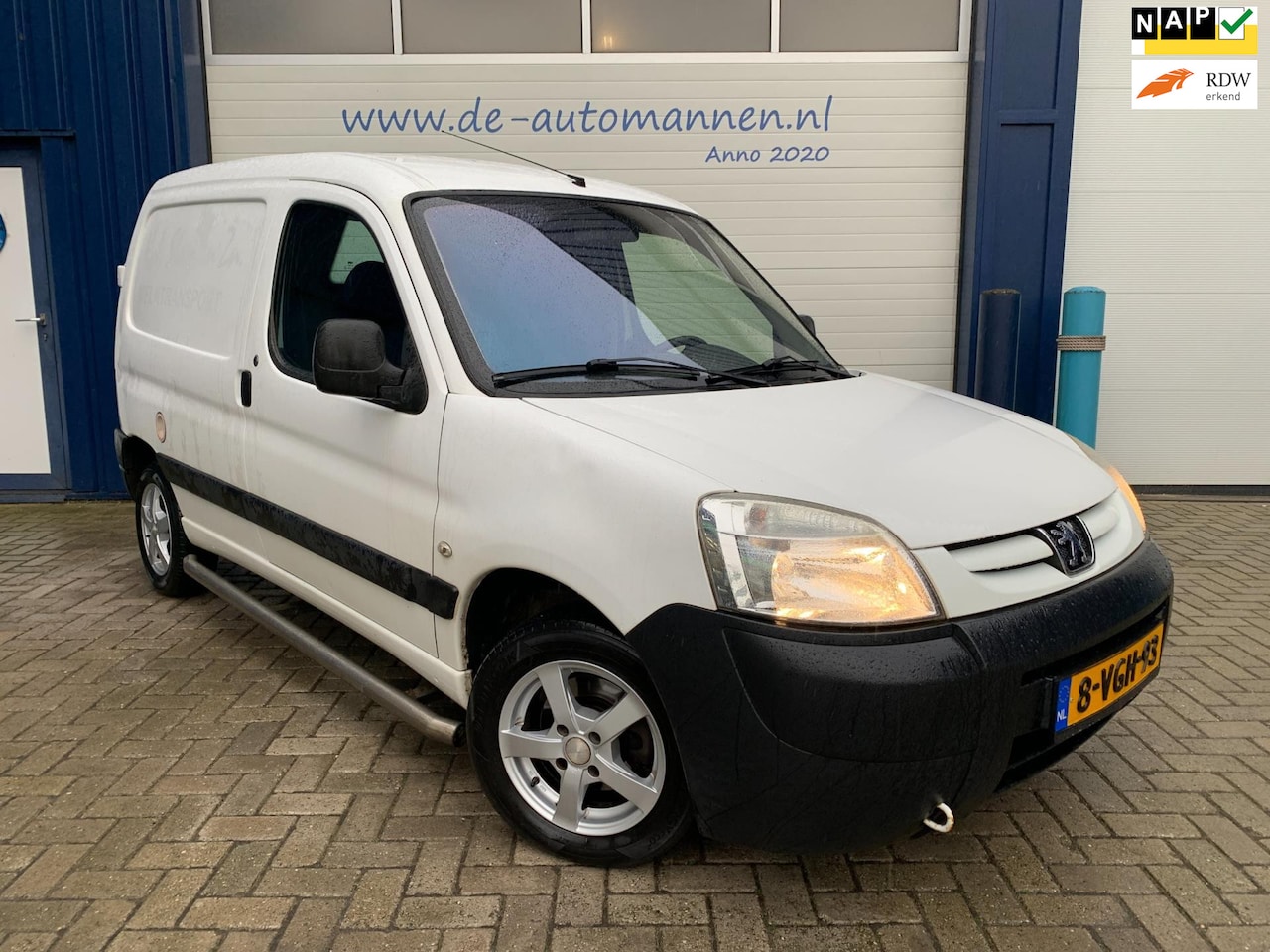 Peugeot Partner - 170C 1.6 HDI 75pk / AIRCO / 1e EIGENAAR / BTW / TREKHAAK - AutoWereld.nl