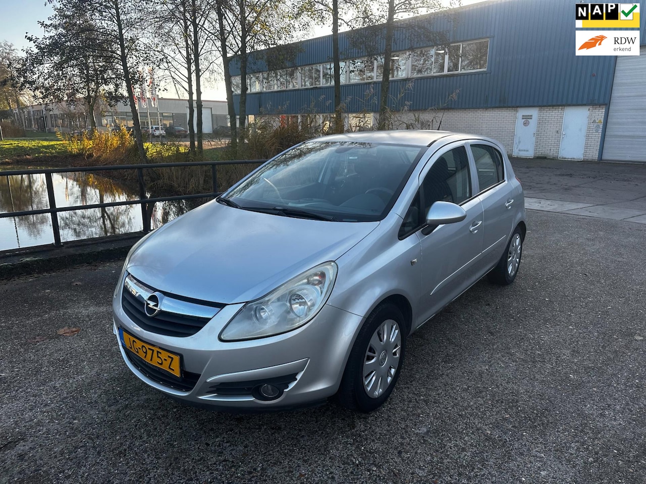 Opel Corsa - 1.2-16V Essentia!2007!5-deurs! Airco! - AutoWereld.nl