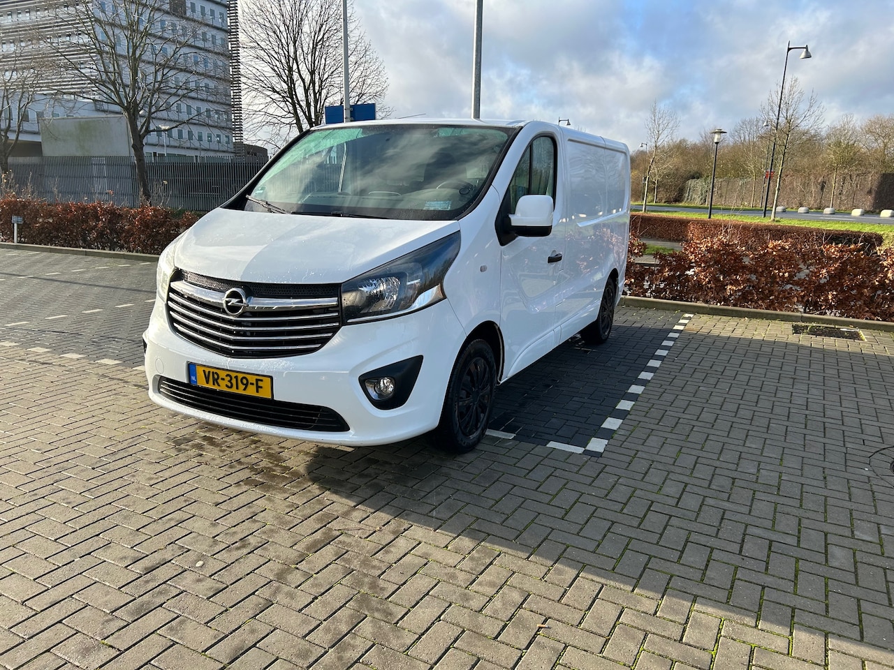 Opel Vivaro - 1.6 CDTI L1H1 Sport EcoFlex - AutoWereld.nl