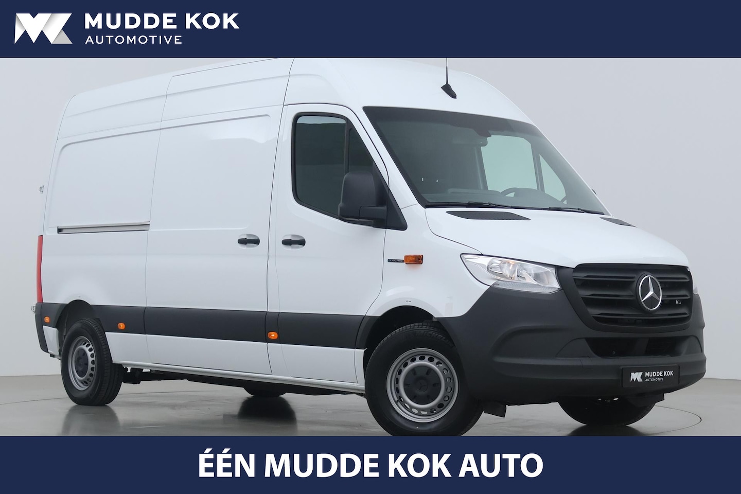 Mercedes-Benz eSprinter - L2H2 47 kWh | NIEUW! | Stoelverwarming | Camera | 3P | Bluetooth | Keyless Start - AutoWereld.nl