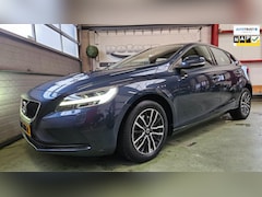 Volvo V40 - 2.0 T2 Momentum