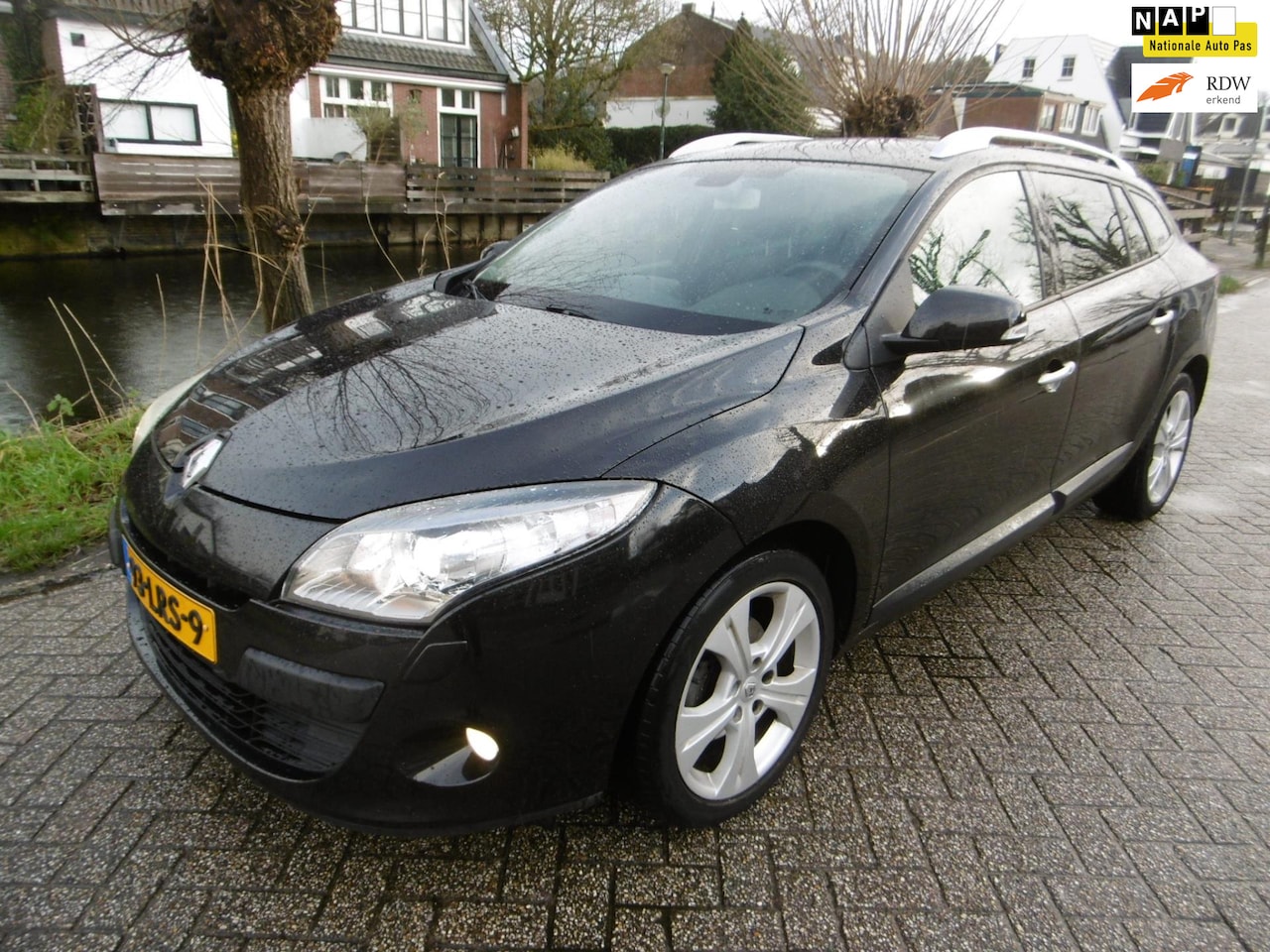 Renault Mégane Estate - 1.4 TCe 131pk Dynamique Clima Cruise Navi - AutoWereld.nl