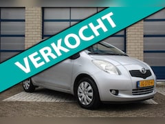 Toyota Yaris - 1.3 VVTi 5drs Airco - parkeersensor - isofix - trekhaak - goed onderhouden