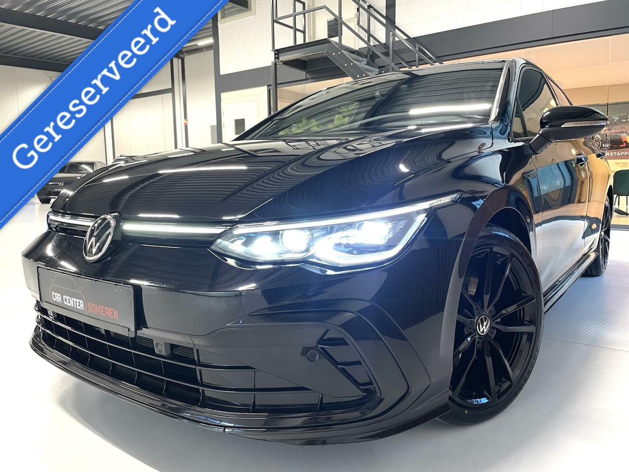 Volkswagen Golf - 8 1.5 TSI 150 PK 2x R-Line/ CarPlay/ IQ Light/ 18''LMV - AutoWereld.nl