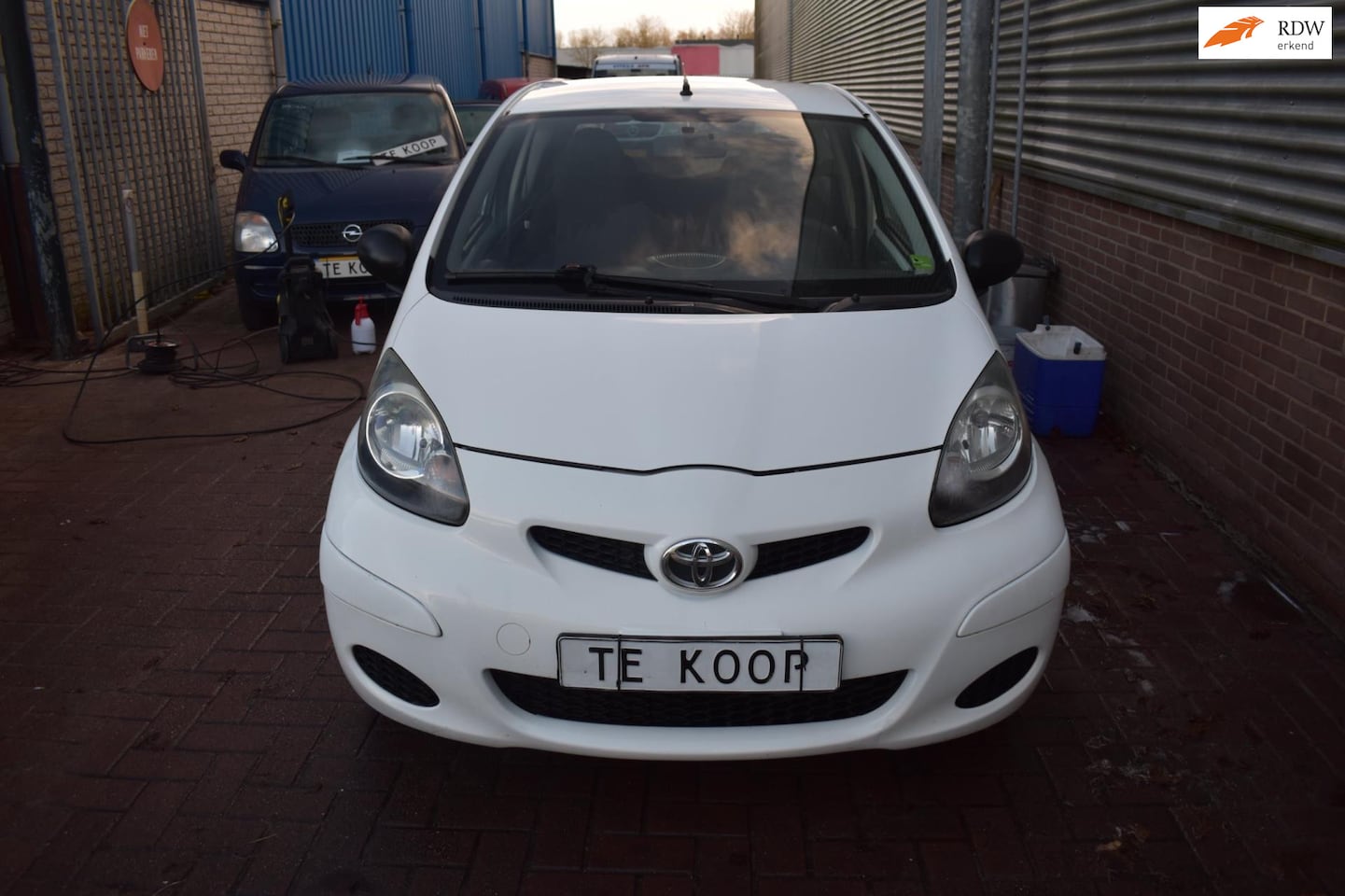 Toyota Aygo - 1.0-12V Cool 1.0-12V Cool - AutoWereld.nl