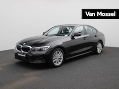 BMW 3-serie - 330e | Navigatie | Camera | Climate-Control | Cruise-Control | Apple-Carplay |