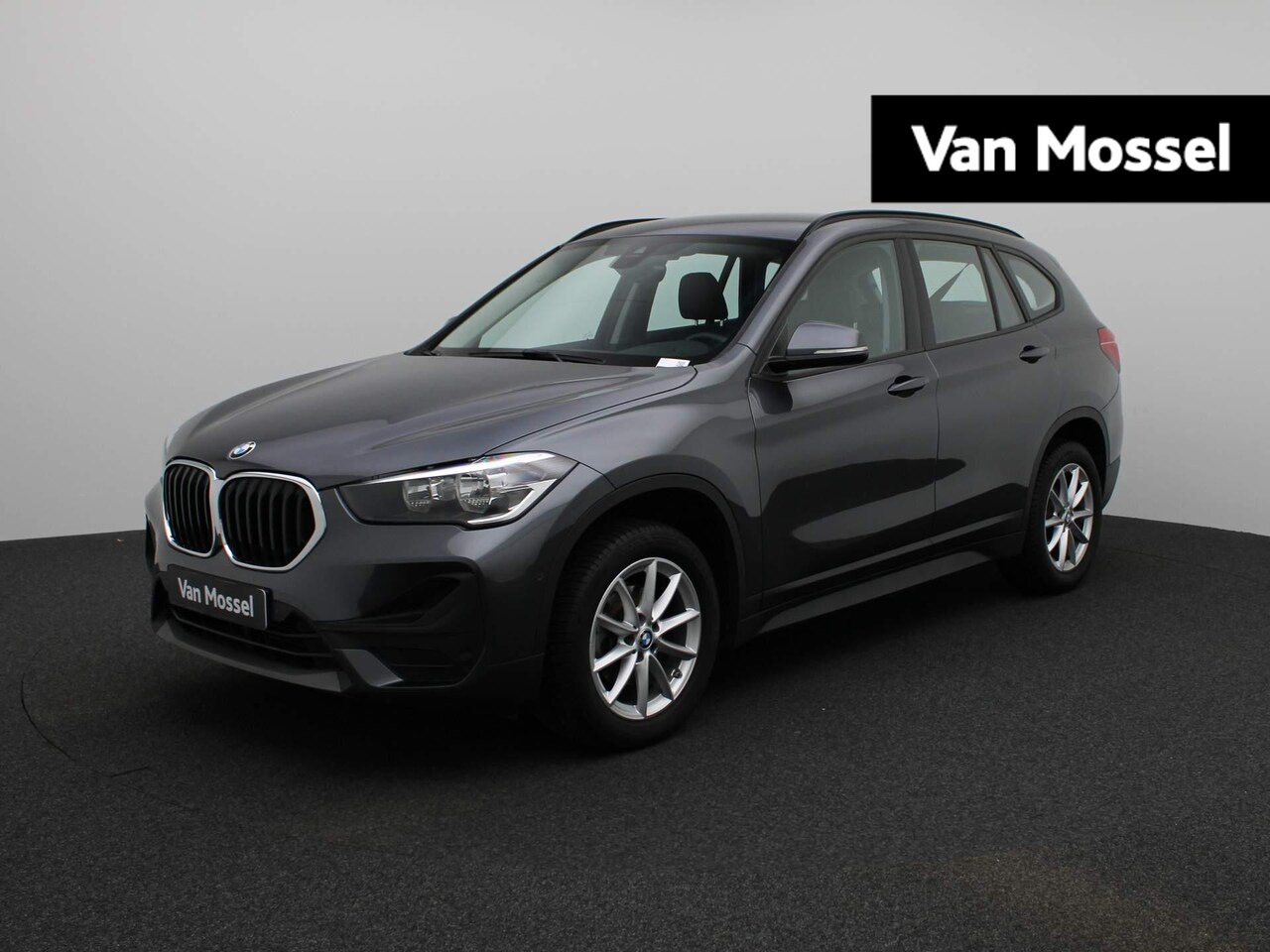 BMW X1 - sDrive16d Executive | APPLE CARPLAY | AUTOMAAT | LEDER | NAVIGATIE | CLIMATE CONTROL | ELE - AutoWereld.nl