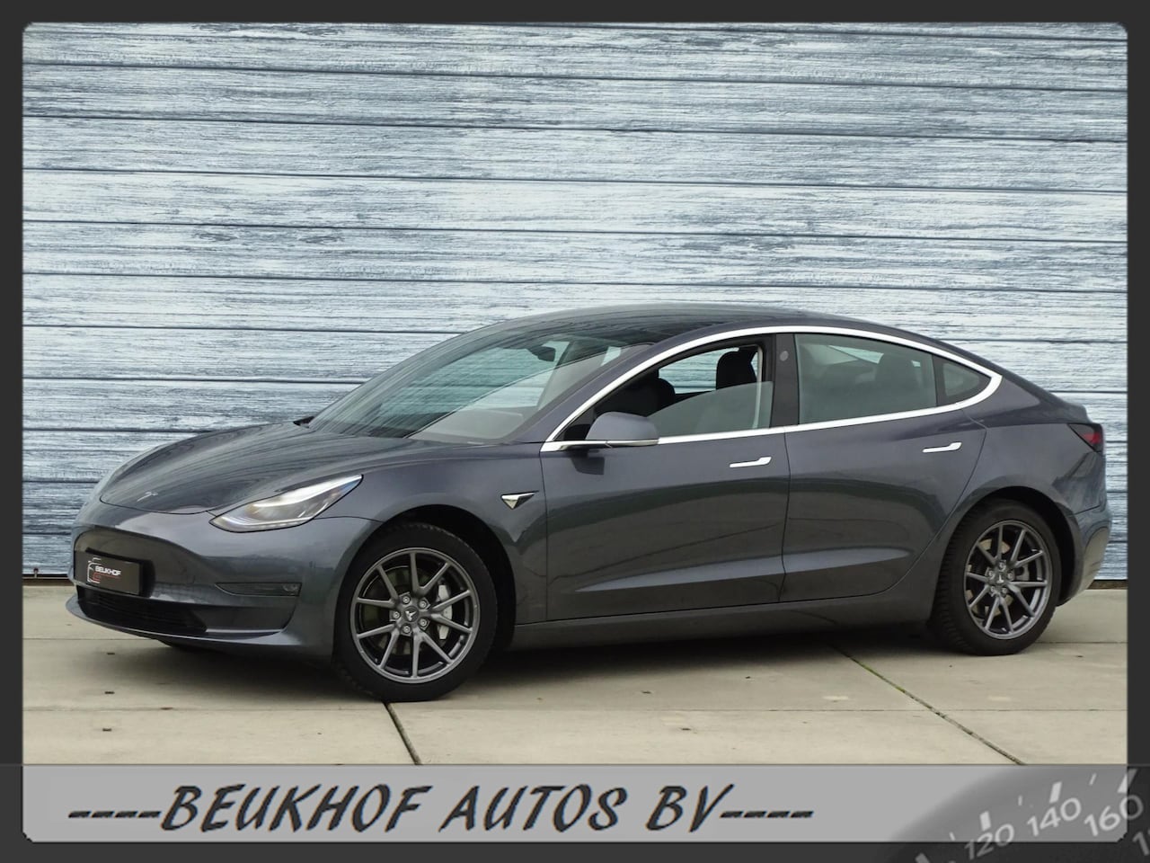 Tesla Model 3 - Long Range RWD Long Range AWD 75 kWh Leer Pano Cam 49dkm !! - AutoWereld.nl