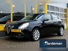 Alfa Romeo Giulietta - 2.0 JTDm Xenon Cruise