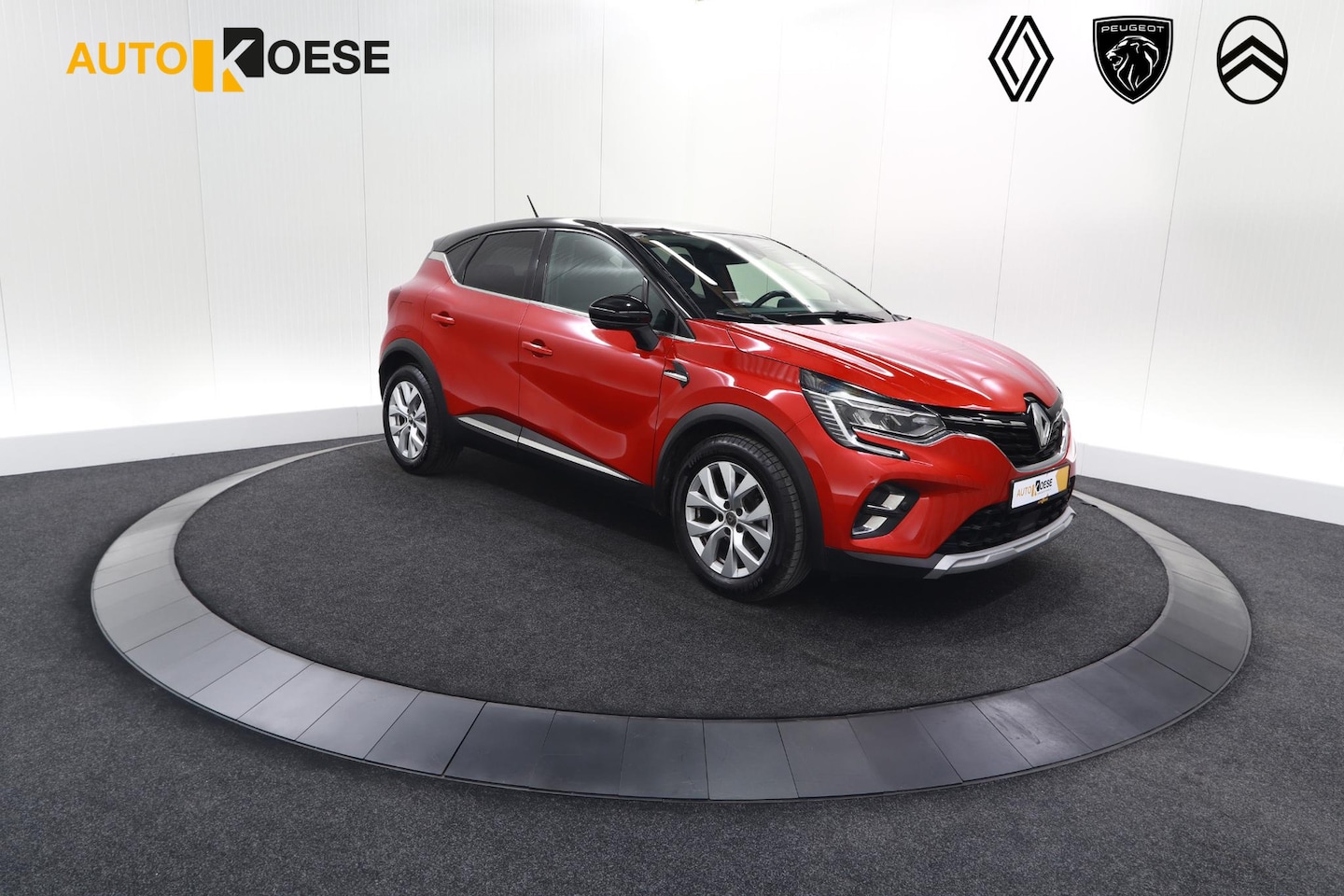 Renault Captur - TCe 100 Intens | Schuif-/Kanteldak | Camera | Navigatie | Parkeersensoren - AutoWereld.nl